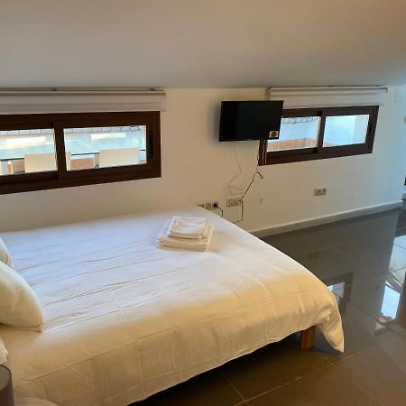 Apartamentos Fuente Arriba 波亚莱斯－德尔奥约 外观 照片