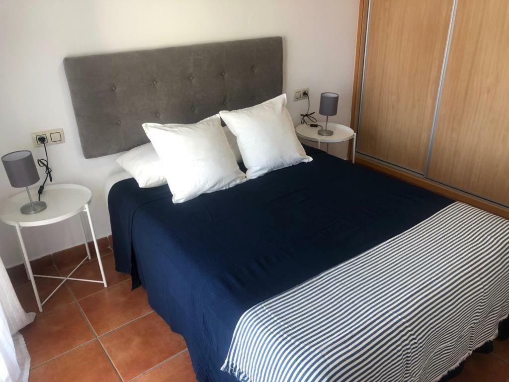 Apartamentos Fuente Arriba 波亚莱斯－德尔奥约 外观 照片